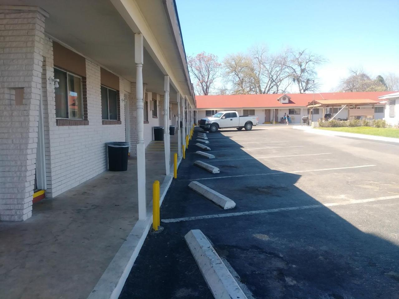 Motel Garden Inn&suites *